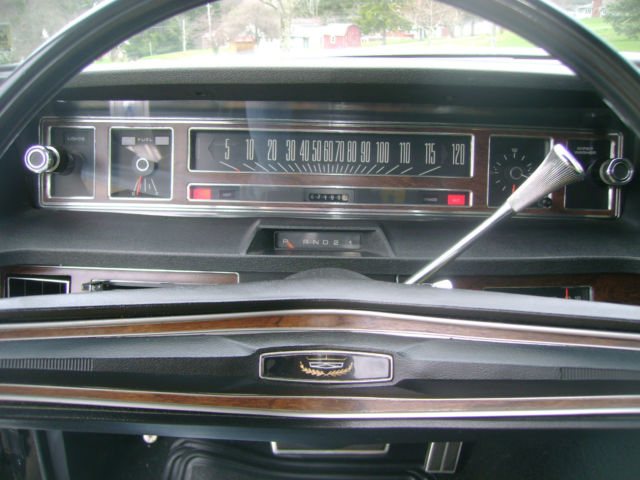 1972 Ford Galaxie LTD Brougham 4-Door Vinyl Top - photo 13