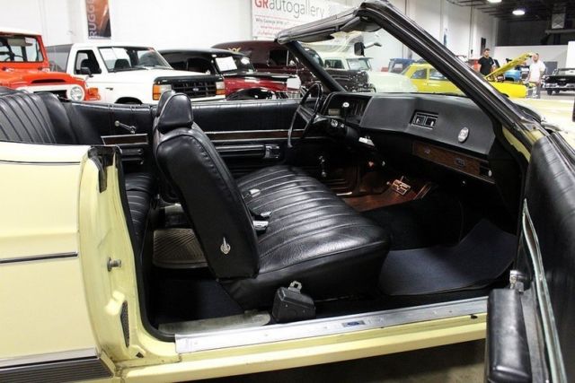 1972 Ford LTD Convertible - photo 12