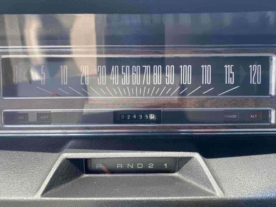 1972 Ford LTD Vinyl - photo 2