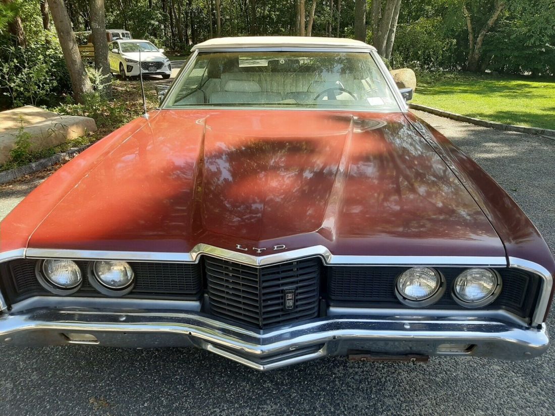 1972 Ford LTD Convertible Red RWD Automatic new top 1972 Ford LTD New top