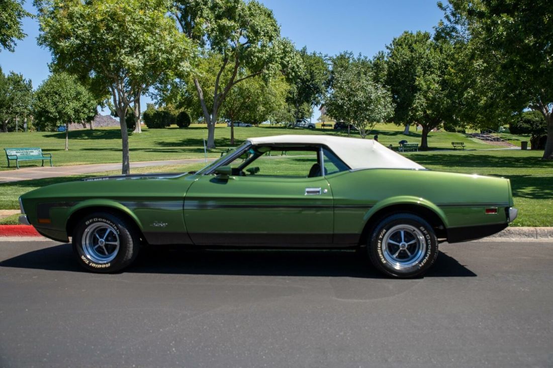 1972 Ford Mustang Convertible - photo 2