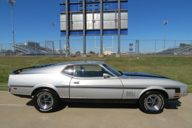 1972 Ford Mustang MACH 1 -- 351 - photo 2