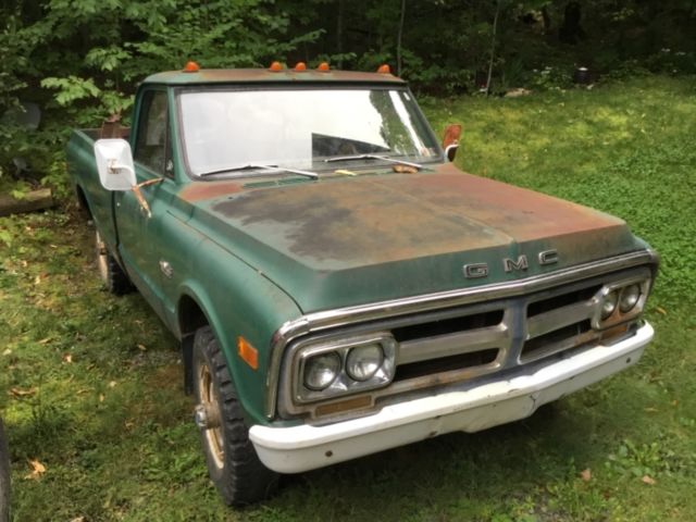 1972 GMC 2500 4X4 pickup 1972 GMC 2500