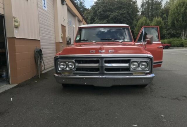 1972 GMC Suburban - photo 3