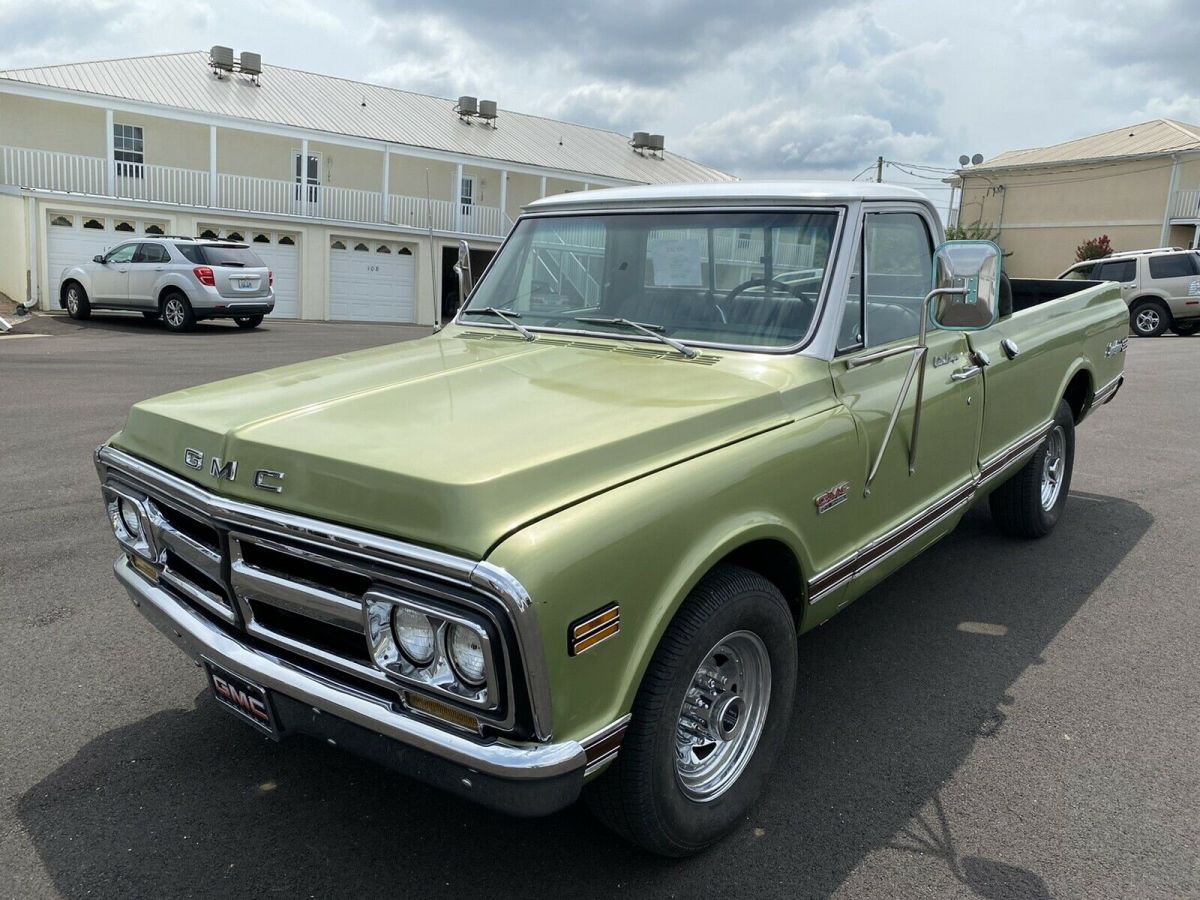 1972 GMC C/2500 Sierra Grande Custom Camper Pickup Green RWD Automatic 1972 GMC 2500 Series Sierra Grande Custom Camper Cheyenne trim