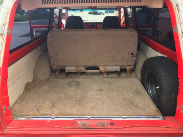 1972 GMC Suburban - photo 7