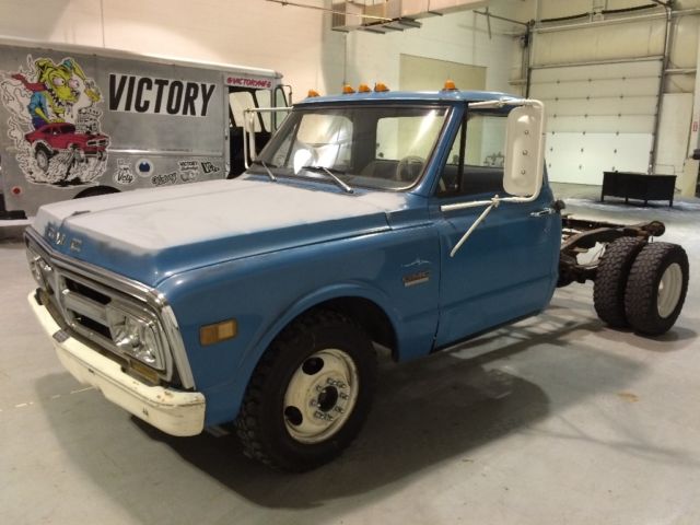 1972 GMC Sierra 3500 - photo 2