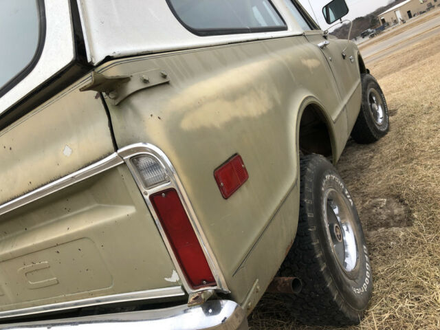 1972 GMC Jimmy 4x4, AC, 350ci V8 - Automatic - photo 12