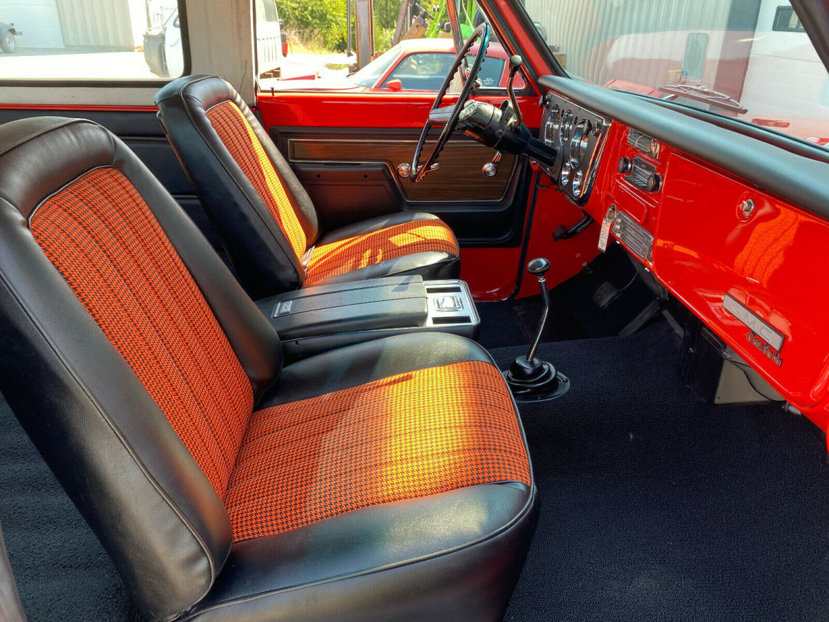 1972 GMC Jimmy K5 Cheyenne, 350 V8, 4x4, Auto, AC, Removable Top - photo 11