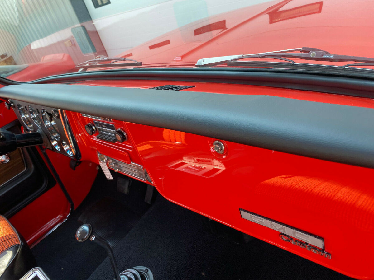 1972 GMC Jimmy K5 Cheyenne, 350 V8, 4x4, Auto, AC, Removable Top - photo 13