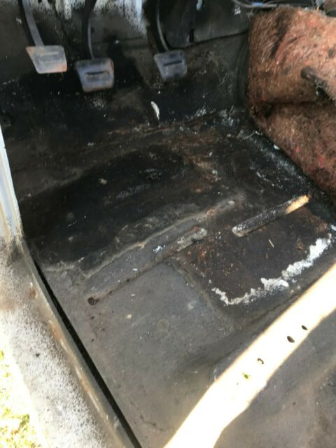 1972 GMC K15 Factory Bucket Seats, A/C - photo 12