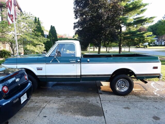 1972 GMC K2500 custom camper - photo 13