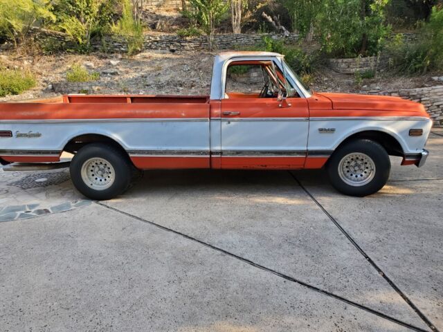 1972 GMC Sierra Grande long bed half ton pickup truck NEW CRATE MOTOR and wiring 1972 GMC Sierra