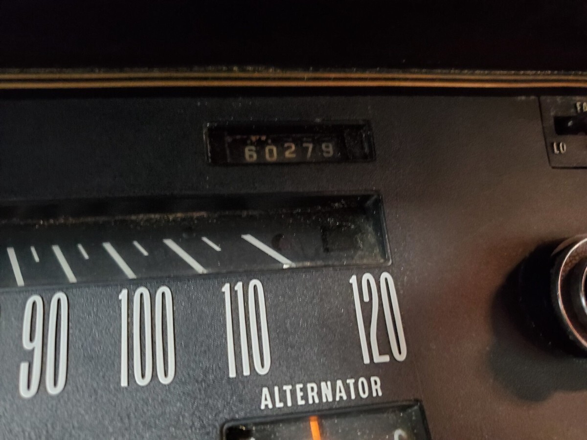 1972 Chrysler Imperial - photo 11