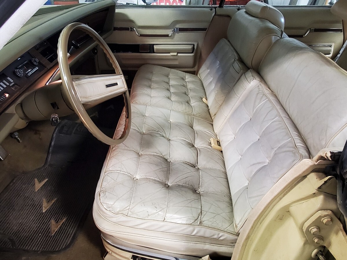 1972 Chrysler Imperial - photo 8