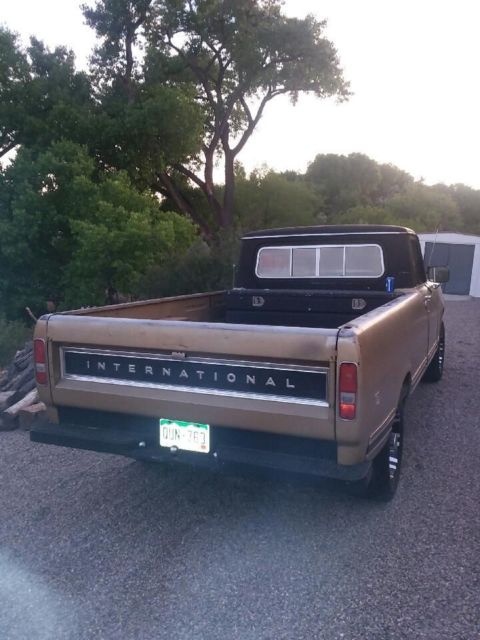 1972 International 1210 series 3/4 ton 245 v8 gasoline engine 1972 International Harvester 1210 series BLACK