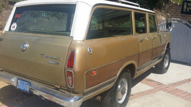 1972 International Harvester TRAVEALL 1210 4X4 1210 - photo 3