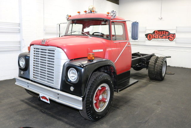 1972 International Harvester LoadStar B1700 Fire Truck 392V8 Runs Needs Minor Work - photo 5