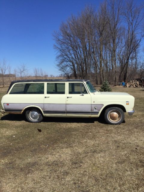 1972 International Harvester Travelall - photo 2