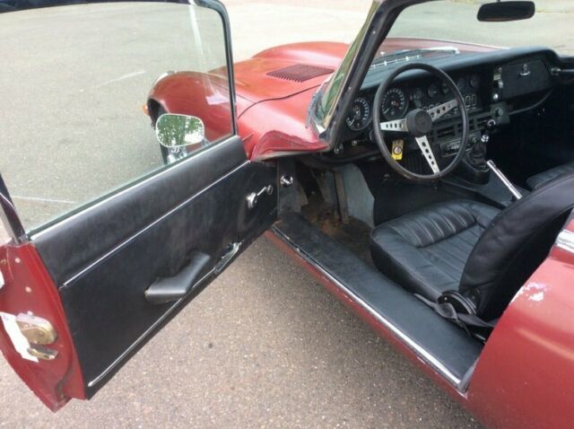 1972 Jaguar E-Type Matching numbers /Original Paint - photo 10