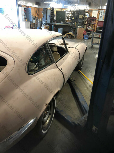 1972 Jaguar E-Type - photo 12