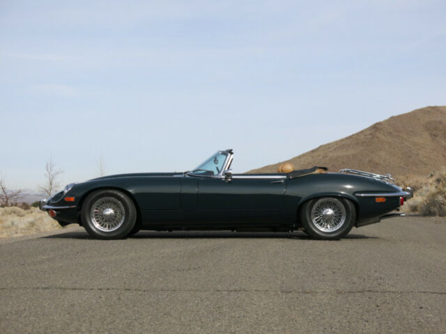 1972 Jaguar E-Type V12 Roadster - photo 2