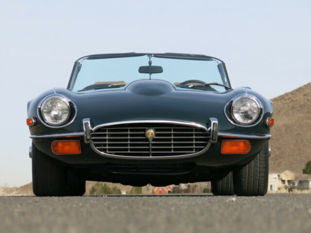1972 Jaguar E-Type V12 Roadster - photo 3
