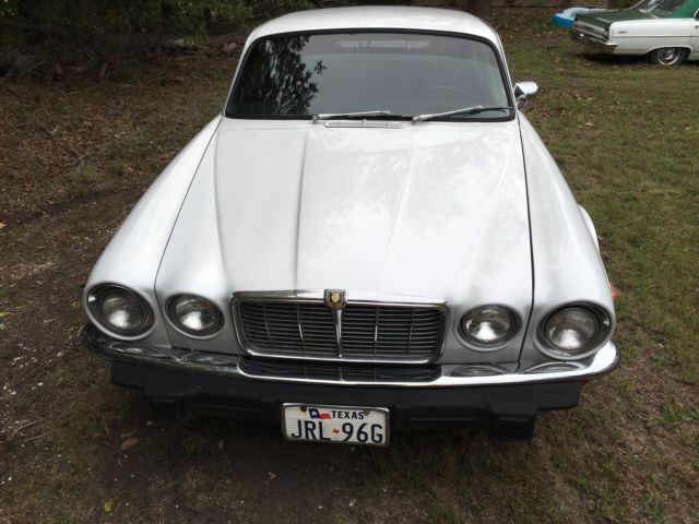 1972 Jaguar XJ6 - photo 2