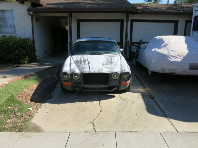 1972 Jaguar XJ6 - photo 2