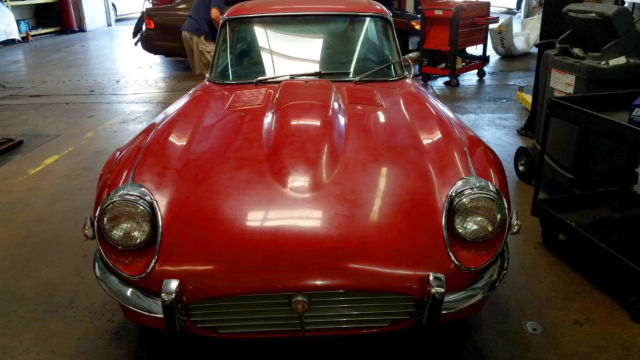 1972 Jaguar XKE E-Type V-12 in storage since 1983. rebuilt engine 1972 Jaguar E-Type
