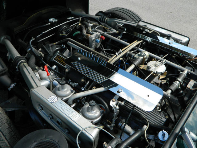 1972 Jaguar E-Type XKE V-12 ROADSTER E-TYPE BRITISH RACING GREEN - photo 11