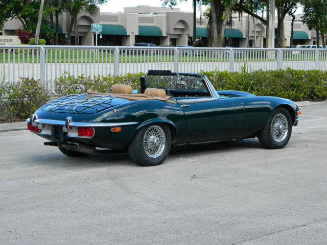 1972 Jaguar E-Type XKE V-12 ROADSTER E-TYPE BRITISH RACING GREEN - photo 8