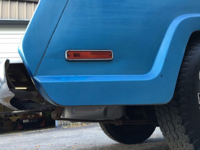 1972 Jeep Commando 4x4 preserved survivor, V8, AT, PS, PB, A/C 81K miles - photo 10