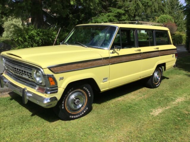 1972 jeep Wagoneer 4 x 4 1972 Jeep Wagoneer