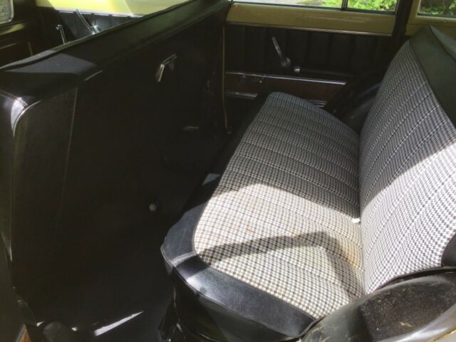 1972 Jeep Wagoneer - photo 12