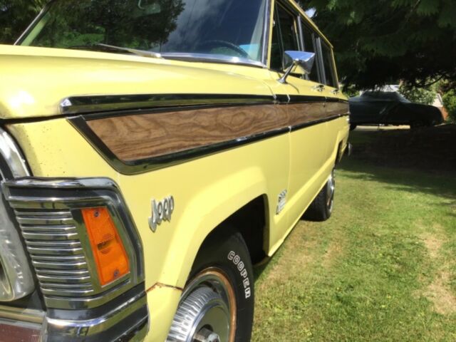1972 Jeep Wagoneer - photo 2