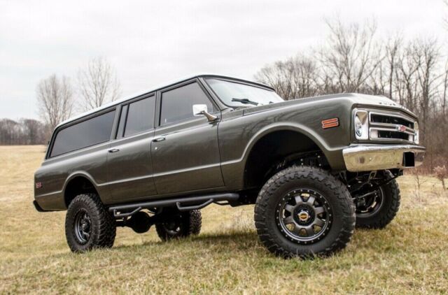 1972 K20 Suburban LS3 Restomod 1972 Chevrolet Suburban K20