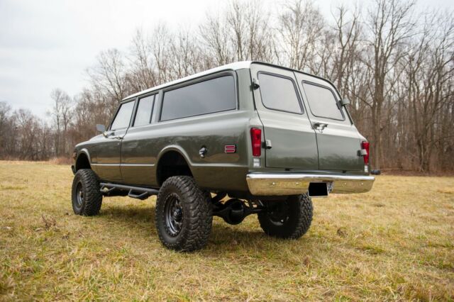 1972 Chevrolet Suburban K20 - photo 10