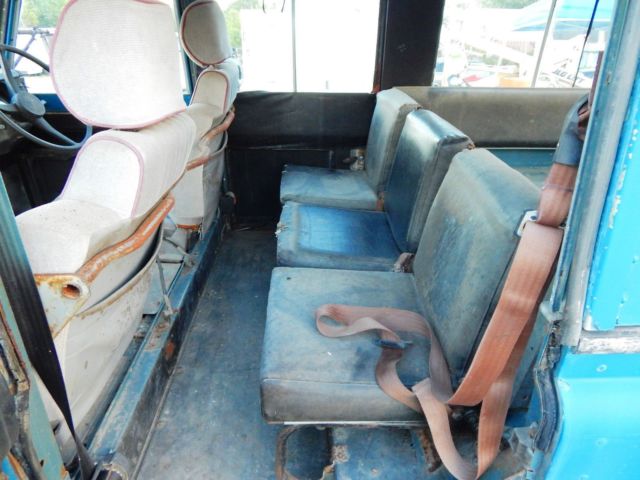 1972 Land Rover Defender 109 Station Wagon - photo 13