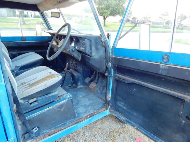 1972 Land Rover Defender 109 Station Wagon - photo 9