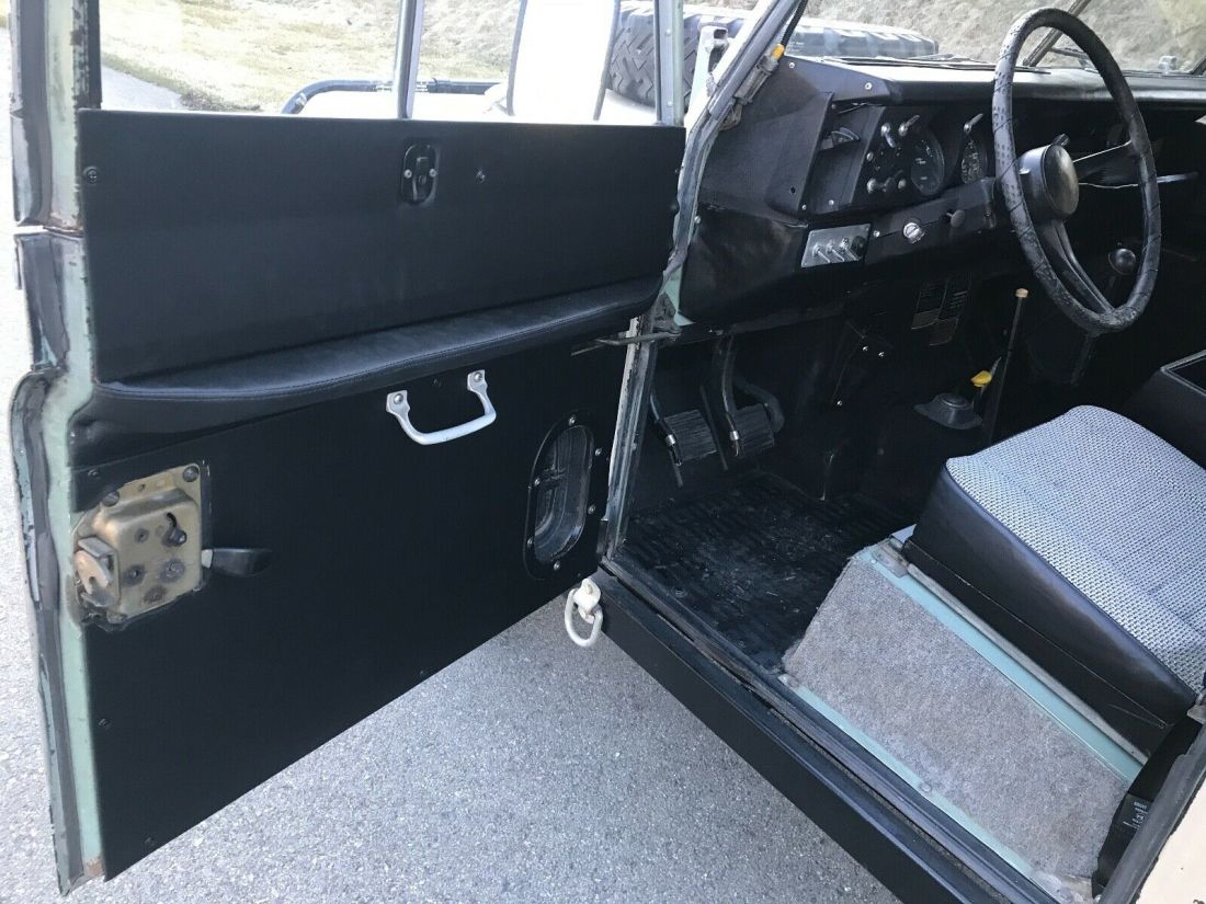 1972 Land Rover Series III 88" Deluxe 259 Code US Model w/PTO Rare 34k Miles - photo 9