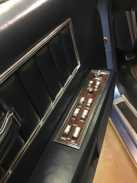 1972 Lincoln Continental - photo 6