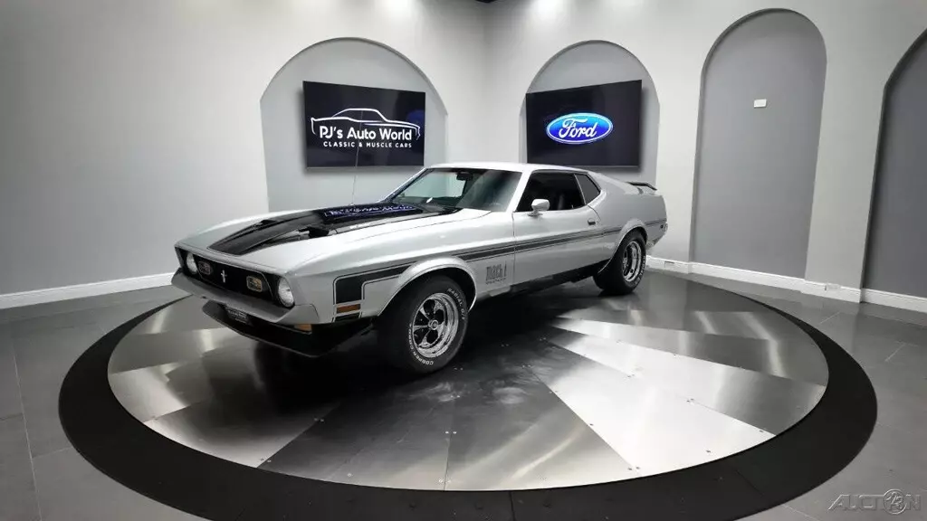 1972 Ford Mustang Mach 1 - photo 2