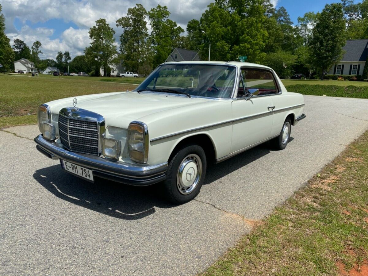 1972 Mercedes 250C 250 c Euro Coupe rare Manual transmission 1972 Mercedes-Benz 200-Series