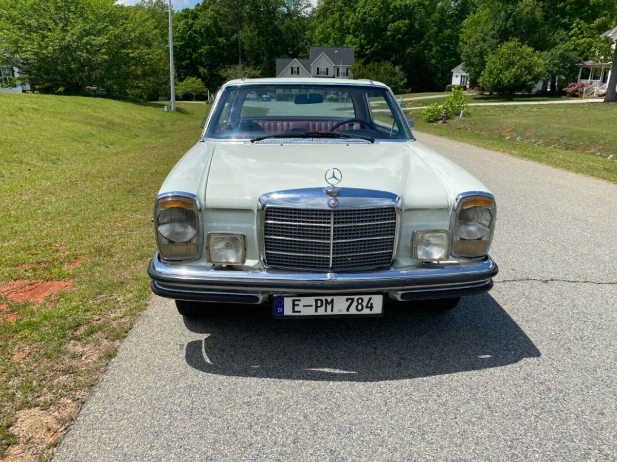 1972 Mercedes-Benz 200-Series - photo 7