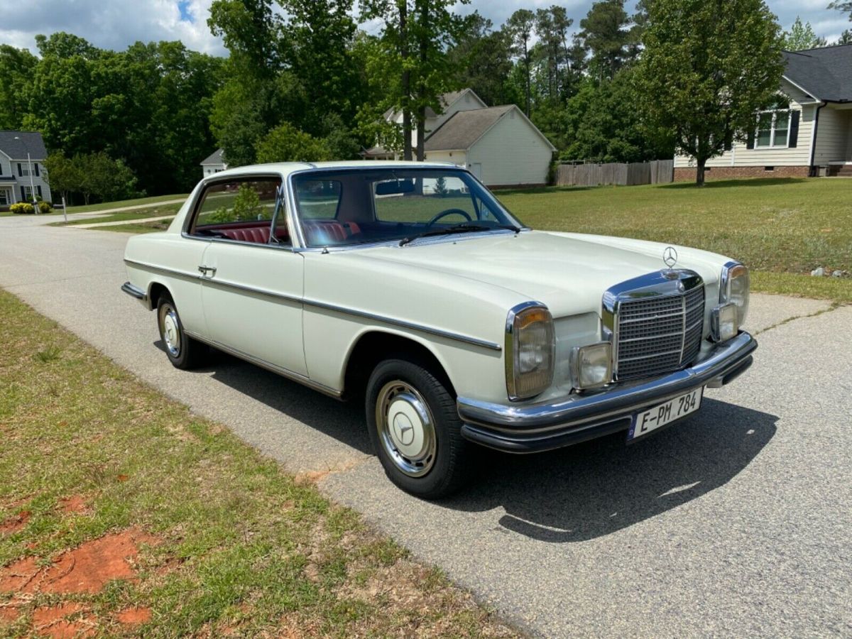 1972 Mercedes-Benz 200-Series - photo 8