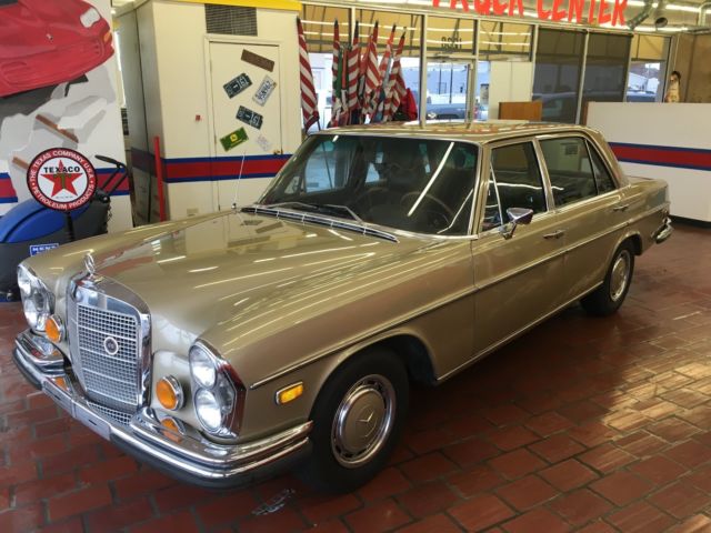1972 Mercedes 280 SEL W108 1972 Mercedes-Benz 200-Series 280 SEL