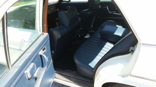 1972 Mercedes-Benz 200-Series - photo 5
