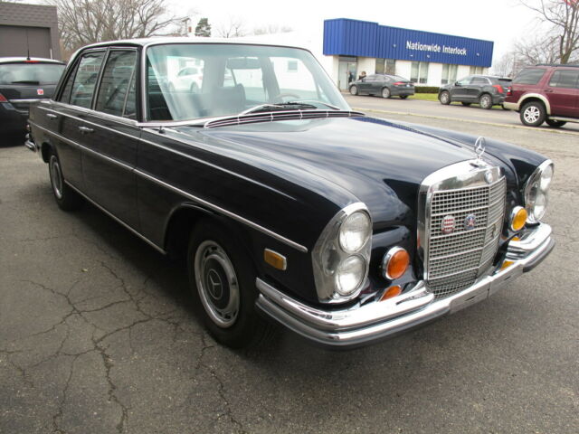 1972 Mercedes-Benz 200-Series 280SE - photo 10
