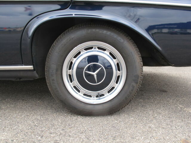 1972 Mercedes-Benz 200-Series 280SE - photo 13